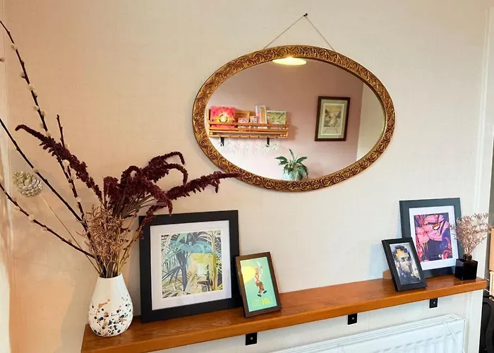 A Comfortable And Spacious House With Private Drive *