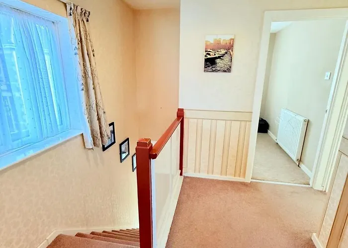 Ferienhaus A Comfortable And Spacious House With Private Drive *